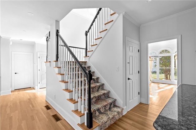 1431 Threepine Place SW, Lilburn, GA 30047
