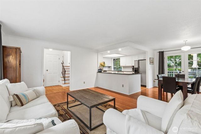 12828 NE 136th Street, Kirkland, WA 98034