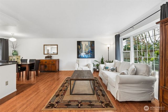 12828 NE 136th Street, Kirkland, WA 98034