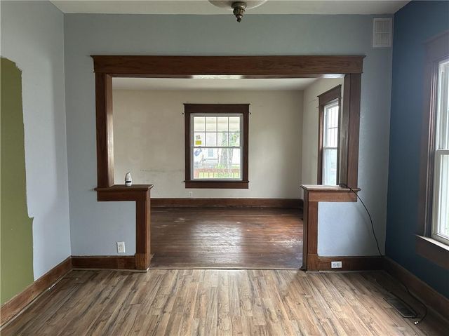 404 Vine Street, Chillicothe, MO 64601