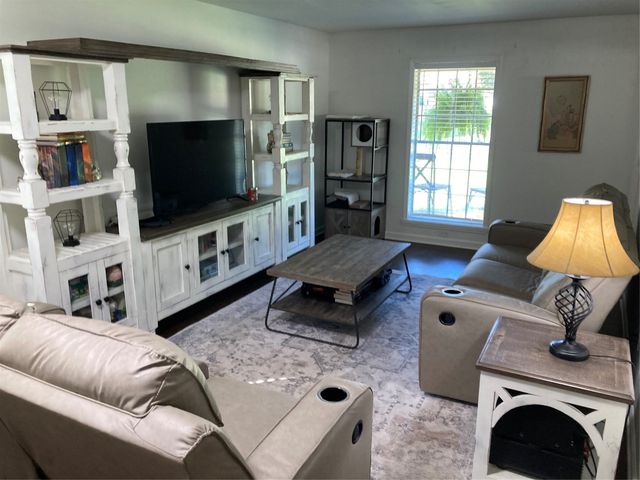 2414 Melrose Avenue, Bossier City, LA 71111