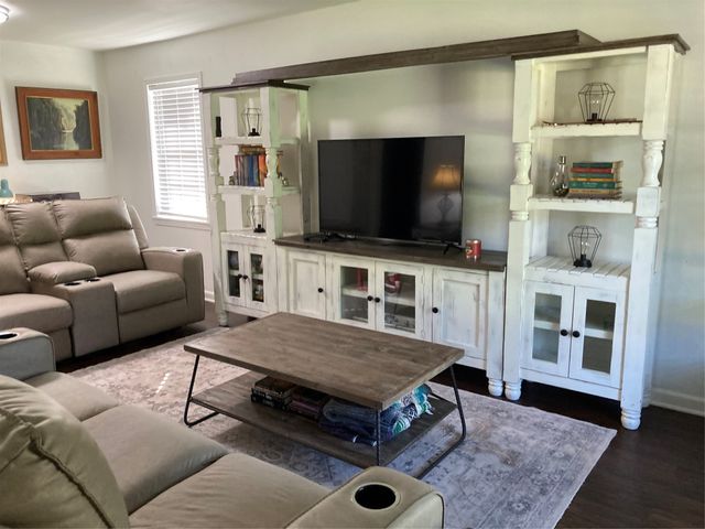 2414 Melrose Avenue, Bossier City, LA 71111