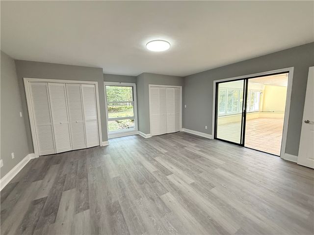 15 Forest Lane, East Greenwich, RI 02818