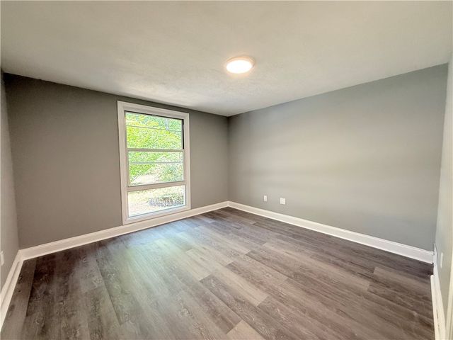 15 Forest Lane, East Greenwich, RI 02818