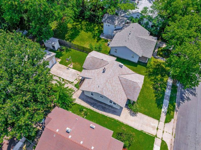 546 S Volutsia Ave, Wichita, KS 67211