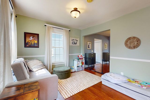 107 E Main St, Ayer, MA 01432