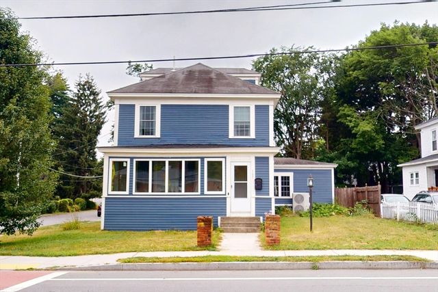 107 E Main St, Ayer, MA 01432