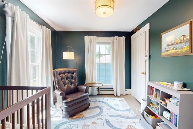 107 E Main St, Ayer, MA 01432