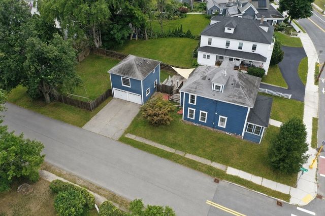 107 E Main St, Ayer, MA 01432