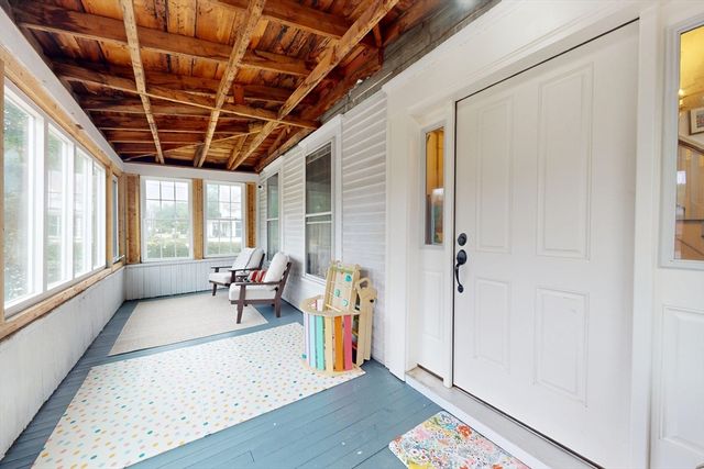 107 E Main St, Ayer, MA 01432