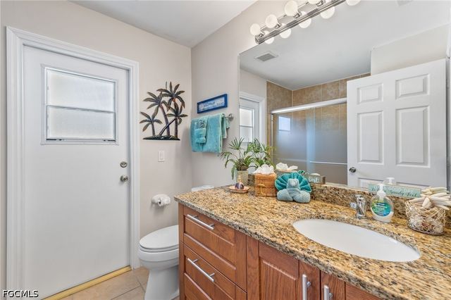 2305 SW 19th PL, Cape Coral, FL 33991