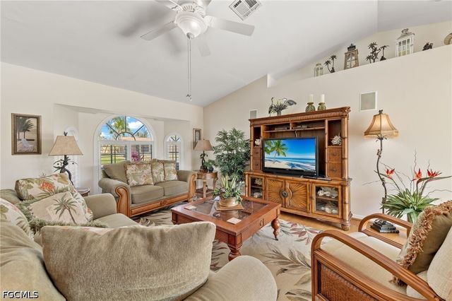 2305 SW 19th PL, Cape Coral, FL 33991