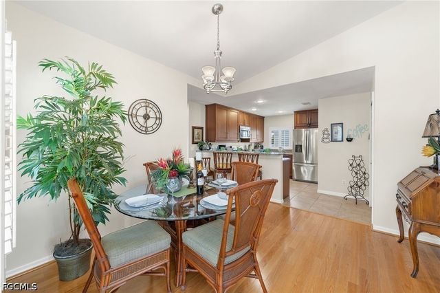 2305 SW 19th PL, Cape Coral, FL 33991