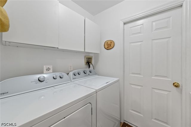 2305 SW 19th PL, Cape Coral, FL 33991