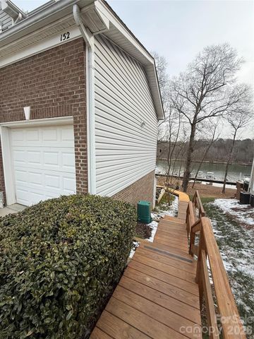 152 Lighthouse Road, Mount Holly, NC 28120