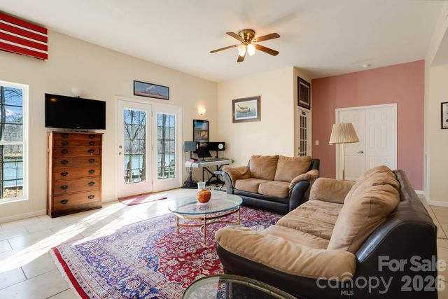 152 Lighthouse Road, Mount Holly, NC 28120