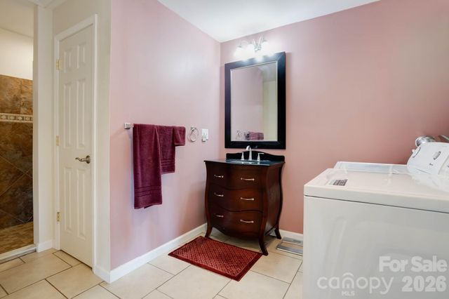 152 Lighthouse Road, Mount Holly, NC 28120