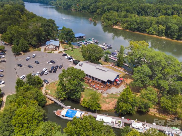 152 Lighthouse Road, Mount Holly, NC 28120