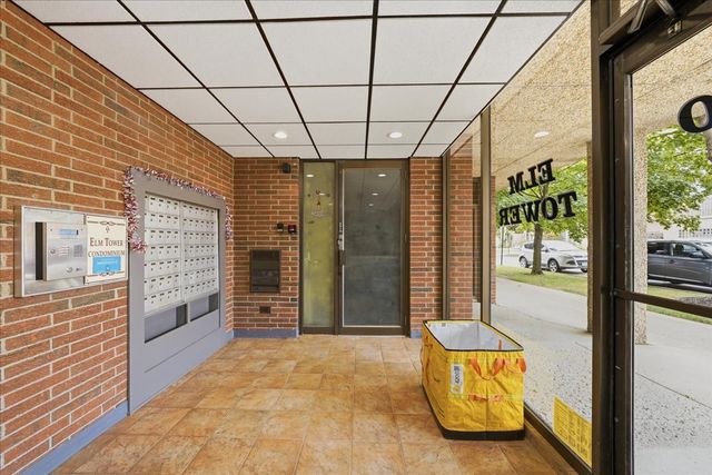 7830 W North Avenue 511, Elmwood Park, IL 60707