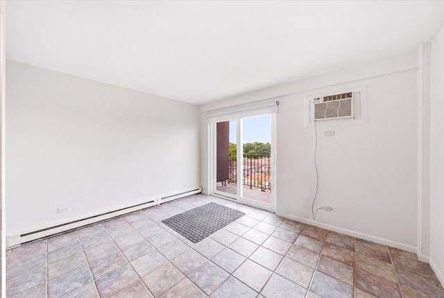 7830 W North Avenue 511, Elmwood Park, IL 60707