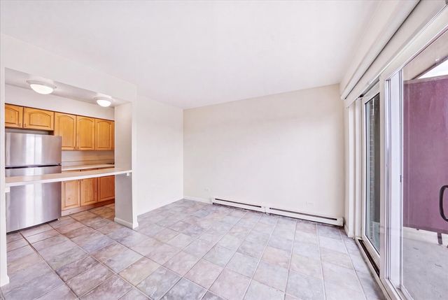 7830 W North Avenue 511, Elmwood Park, IL 60707