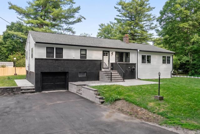 11 Hanson Avenue, Salem, NH 03079