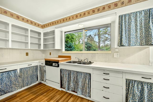 1206 NW Conklin Avenue, Grants Pass, OR 97526