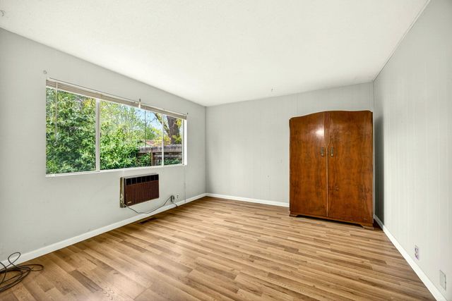 1206 NW Conklin Avenue, Grants Pass, OR 97526