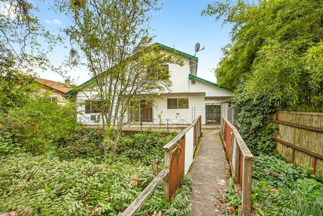 1206 NW Conklin Avenue, Grants Pass, OR 97526