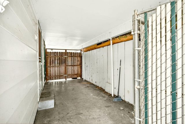 1206 NW Conklin Avenue, Grants Pass, OR 97526