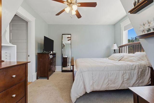 47 Whitehall Rd, Amesbury, MA 01913
