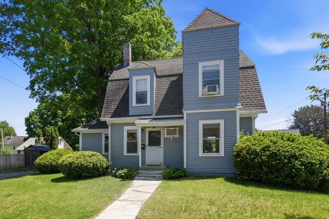 47 Whitehall Rd, Amesbury, MA 01913