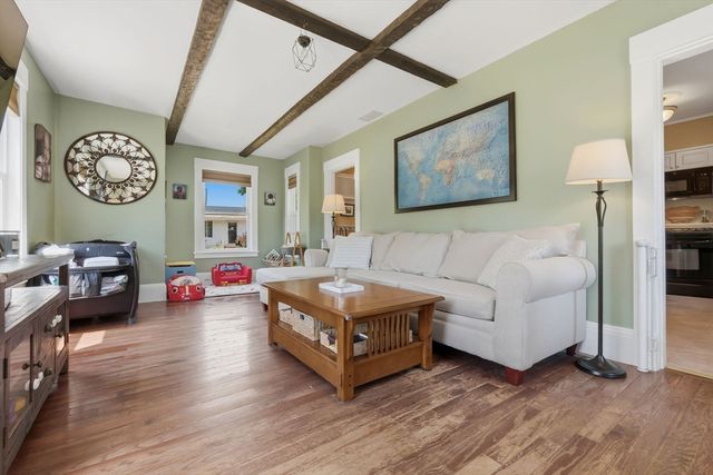 47 Whitehall Rd, Amesbury, MA 01913
