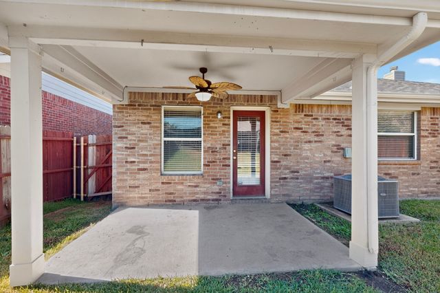 1027 Shackelford Lane, Forney, TX 75126