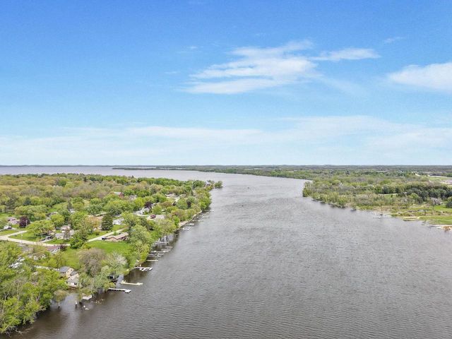 11134 N Lake Woods Drive, Edgerton, WI 53534