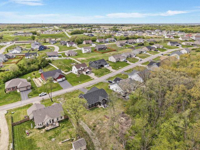 11134 N Lake Woods Drive, Edgerton, WI 53534