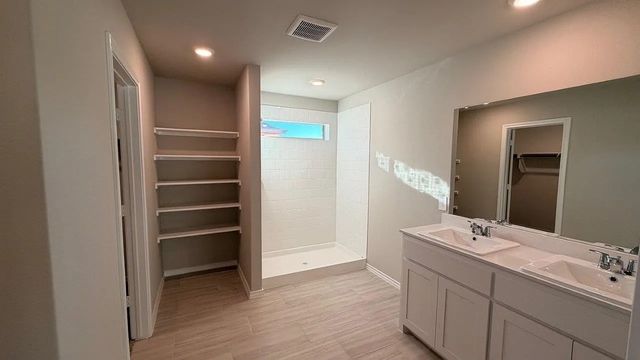 8440 Hollymead Lane, Fort Worth, TX 76131