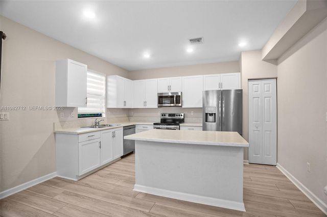 4665 Caspian Way, Davie, FL 33314