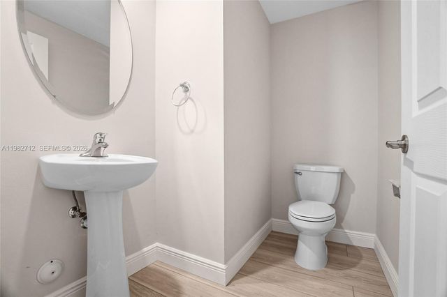 4665 Caspian Way, Davie, FL 33314