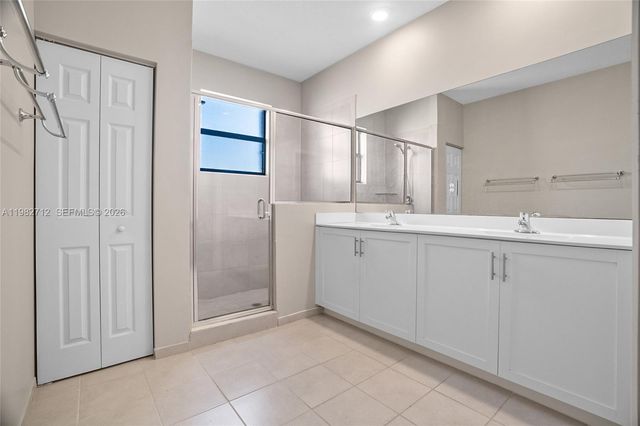 4665 Caspian Way, Davie, FL 33314