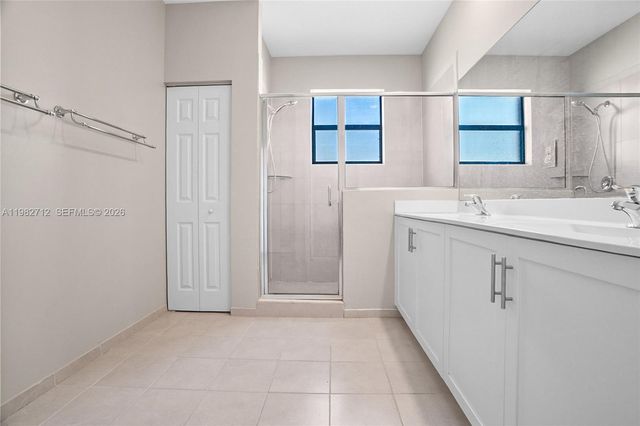 4665 Caspian Way, Davie, FL 33314