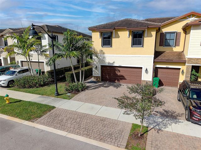 4665 Caspian Way, Davie, FL 33314