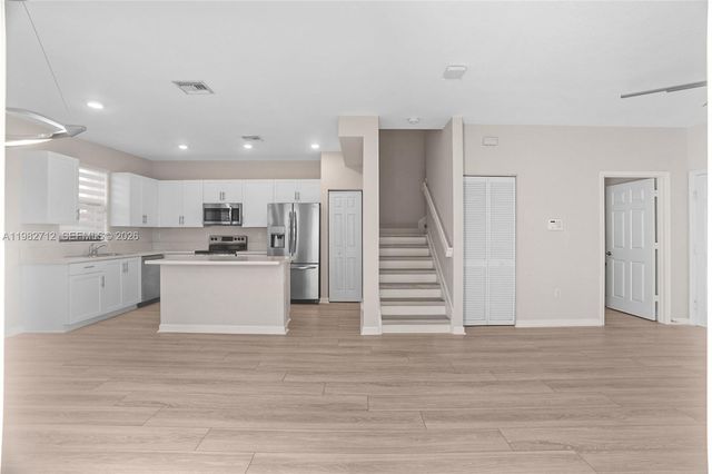 4665 Caspian Way, Davie, FL 33314