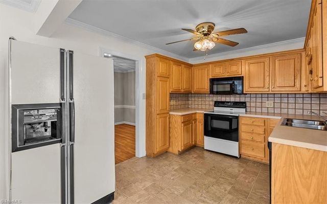 2706 Richard Street, Greensboro, NC 27405