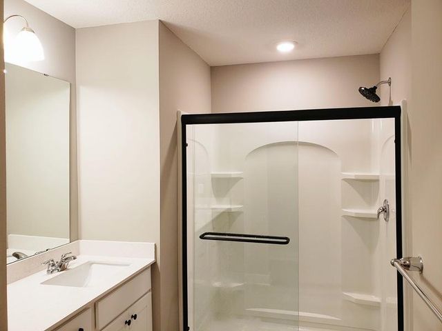 12681 Erskin Street NE, Blaine, MN 55449