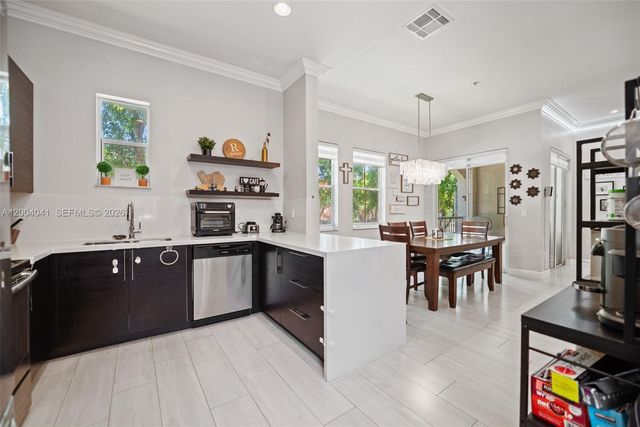 4301 SW 160th Ave 207, Miramar, FL 33027