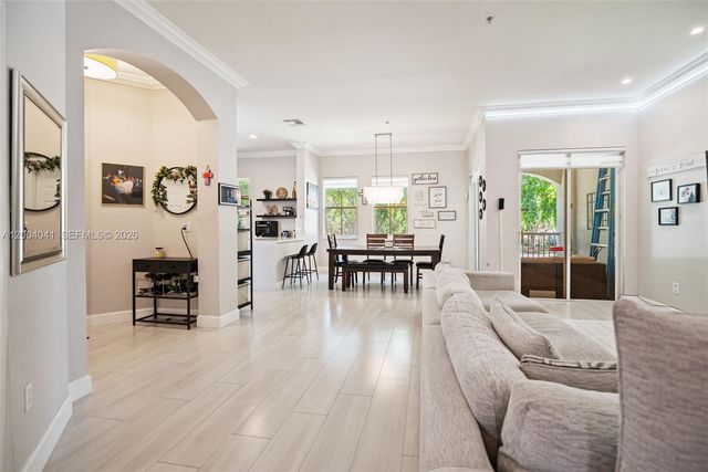 4301 SW 160th Ave 207, Miramar, FL 33027