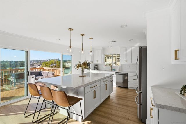 3692 Princeton Avenue, San Diego, CA 92117