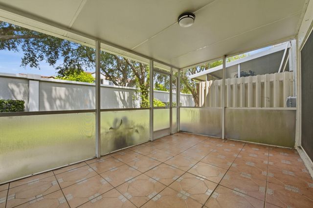 4441 SW 11th Place, Deerfield Beach, FL 33442