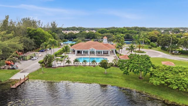 4441 SW 11th Place, Deerfield Beach, FL 33442